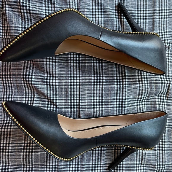 COACH HEELS - Picture 3 of 6